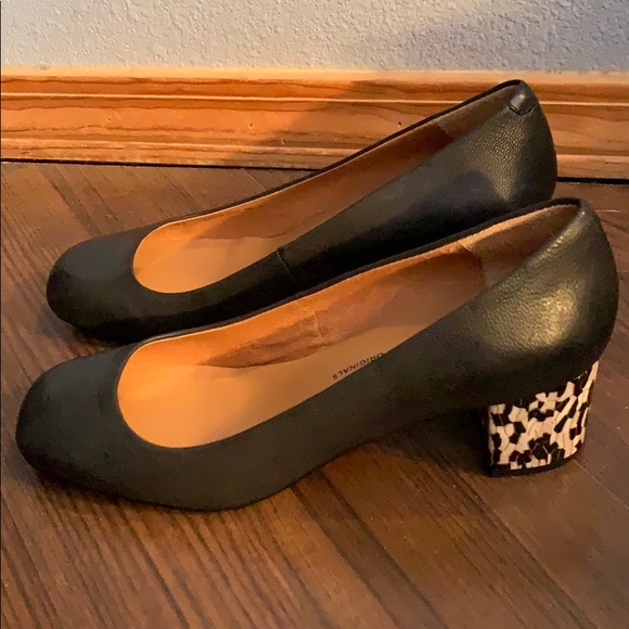 Soft black leather elegant shoe mother of Pearl - Picture 6 of 7